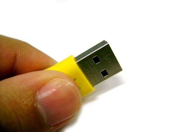 Acrobacia aeronave Baya USB Mass Storage Device | USB