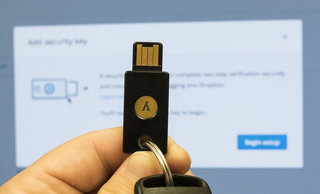 llave USb para mejorar la seguridad de dropbox