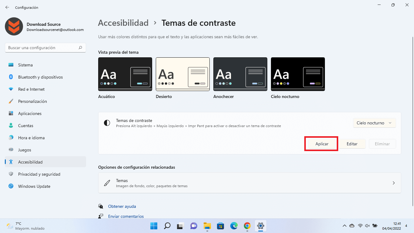 como habilitar los temas de  alto contraste en Windows 11