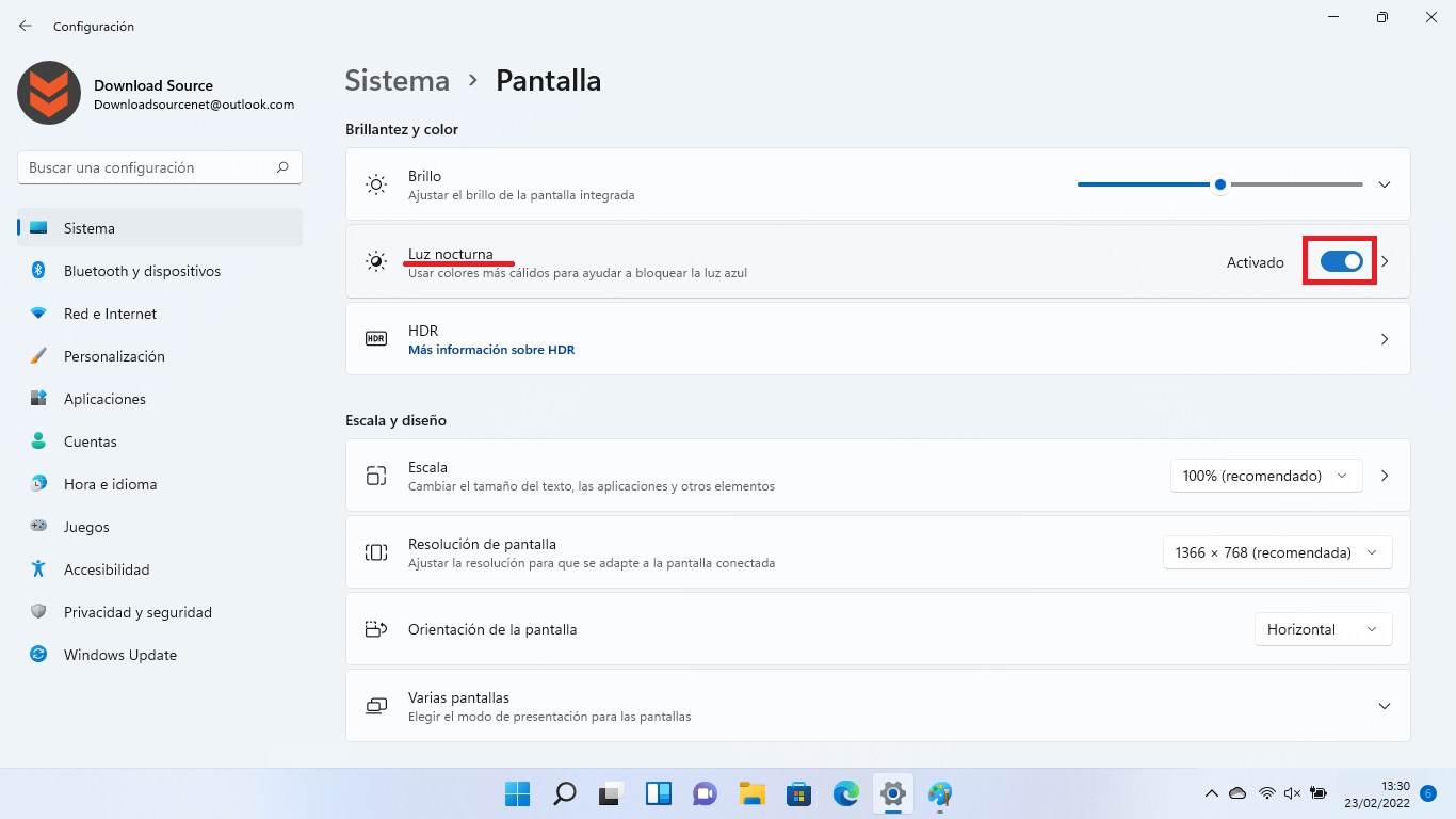 windows 11 y como activar la luz nocturna